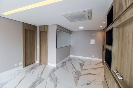 Sala de apartamento para alugar com 1 quarto, 69m² em Alphaville Empresarial, Barueri