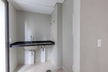Apartamento à venda com 131m², 2 quartos e 2 vagas Apartamento à venda com 131m², 2 quartos e 2 vagasÁrea de Serviço