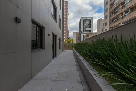 Apartamento à venda com 131m², 2 quartos e 2 vagas Apartamento à venda com 131m², 2 quartos e 2 vagasTerraço