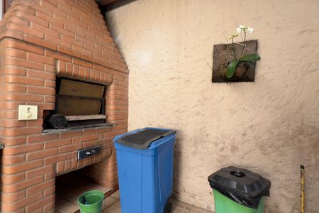 Casa à venda com 500m², 2 quartos e 2 vagas Casa à venda com 500m², 2 quartos e 2 vagasÁrea externa