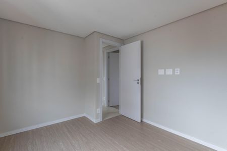 Apartamento à venda com 135m², 3 quartos e 2 vagas Apartamento à venda com 135m², 3 quartos e 2 vagasSuíte 2