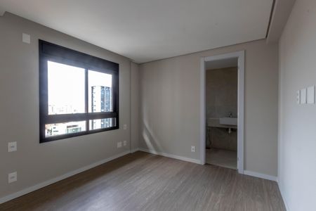 Apartamento à venda com 135m², 3 quartos e 2 vagas Apartamento à venda com 135m², 3 quartos e 2 vagasSuíte 1