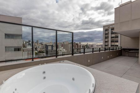 Apartamento à venda com 135m², 3 quartos e 2 vagas Apartamento à venda com 135m², 3 quartos e 2 vagasTerraço
