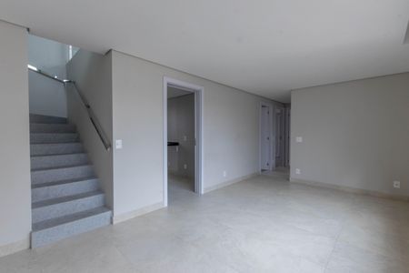 Sala 1 de apartamento à venda com 3 quartos, 135m² em Barro Preto, Belo Horizonte