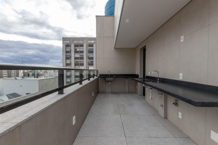 Apartamento à venda com 135m², 3 quartos e 2 vagas Apartamento à venda com 135m², 3 quartos e 2 vagasTerraço