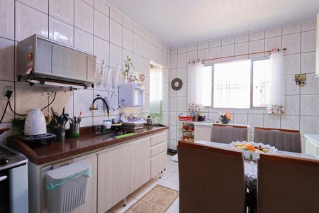 Casa à venda com 280m², 4 quartos e 4 vagas Casa à venda com 280m², 4 quartos e 4 vagasCozinha