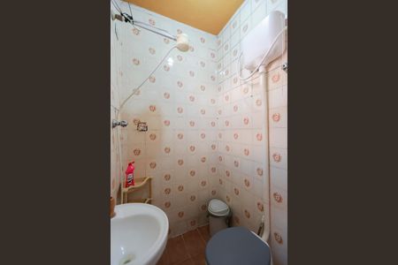 Casa à venda com 280m², 4 quartos e 4 vagas Casa à venda com 280m², 4 quartos e 4 vagasBanheiro de serviço