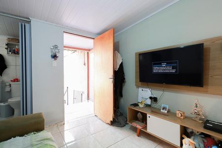 Casa à venda com 280m², 4 quartos e 4 vagas Casa à venda com 280m², 4 quartos e 4 vagasEdícula - Sala