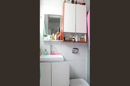 Casa à venda com 110m², 2 quartos e sem vagaBanheiro da Suíte