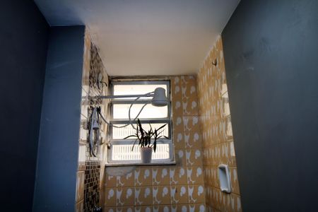 Apartamento à venda com 42m², 2 quartos e sem vagaBanheiro