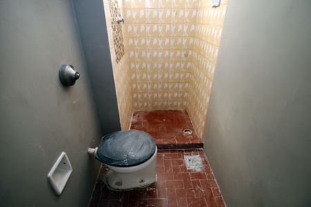 Apartamento à venda com 42m², 2 quartos e sem vagaBanheiro