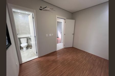 Apartamento à venda com 70m², 3 quartos e 1 vaga Apartamento à venda com 70m², 3 quartos e 1 vagaSuite