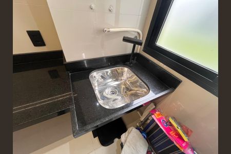 Apartamento à venda com 70m², 3 quartos e 1 vaga Apartamento à venda com 70m², 3 quartos e 1 vagaÁrea de Serviço