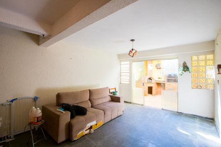 Casa à venda com 136m², 2 quartos e 2 vagas Casa à venda com 136m², 2 quartos e 2 vagasÁrea comum - Salão de festas