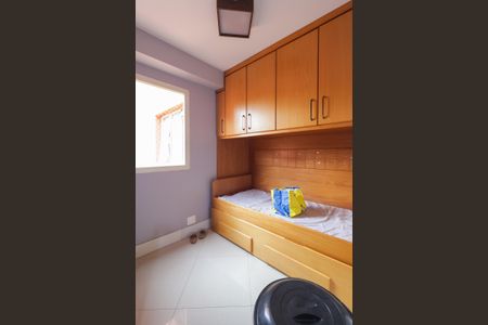 Apartamento à venda com 100m², 2 quartos e 2 vagasQuarto