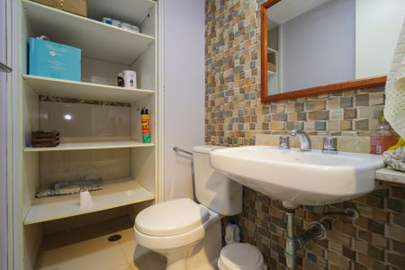 Apartamento à venda com 100m², 2 quartos e 2 vagasBanheiro