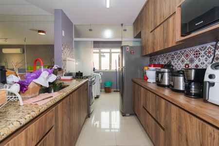 Apartamento à venda com 100m², 2 quartos e 2 vagasCozinha