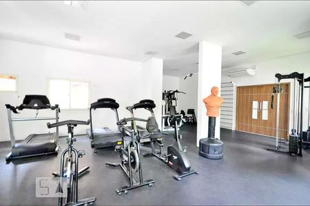 Apartamento à venda com 100m², 2 quartos e 2 vagasAcademia