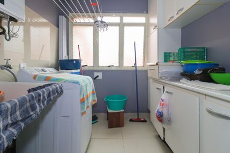 Apartamento à venda com 100m², 2 quartos e 2 vagasÁrea de Serviço