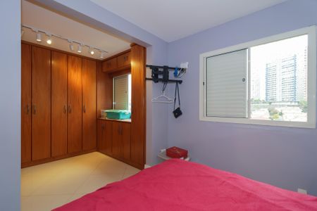 Apartamento à venda com 100m², 2 quartos e 2 vagasSuíte