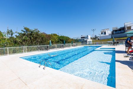 Casa de condomínio para alugar com 205m², 4 quartos e 4 vagas Casa de condomínio para alugar com 205m², 4 quartos e 4 vagasÁrea comum