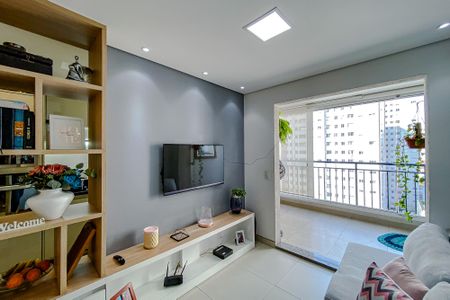 Apartamento à venda com 65m², 2 quartos e 2 vagasSala