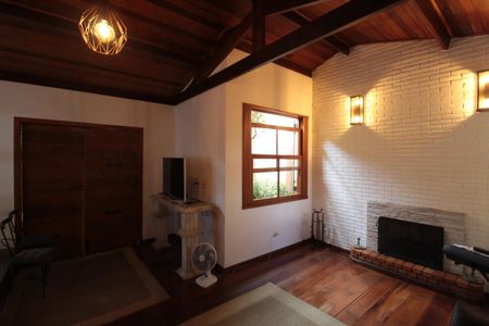 Casa de condomínio à venda com 170m², 3 quartos e 2 vagasSala