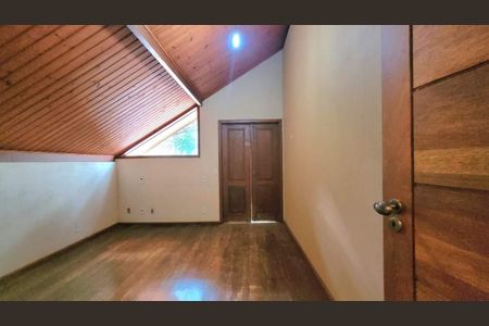 Casa à venda com 7 quartos, 900m² em Vargem Pequena, Rio de Janeiro