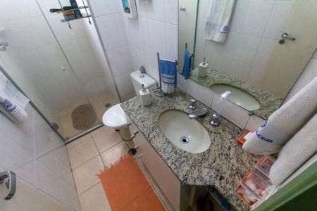Apartamento à venda com 72m², 3 quartos e 2 vagas Apartamento à venda com 72m², 3 quartos e 2 vagasBanheiro 2