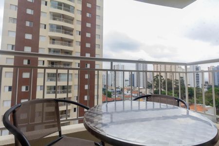 Apartamento à venda com 72m², 3 quartos e 2 vagas Apartamento à venda com 72m², 3 quartos e 2 vagasVaranda