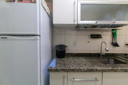 Apartamento à venda com 72m², 3 quartos e 2 vagas Apartamento à venda com 72m², 3 quartos e 2 vagasCozinha