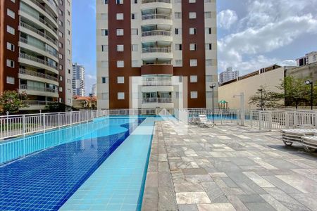 Apartamento à venda com 72m², 3 quartos e 2 vagas Apartamento à venda com 72m², 3 quartos e 2 vagasÁrea comum - Piscina