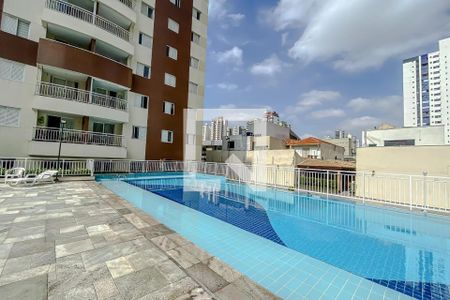 Apartamento à venda com 72m², 3 quartos e 2 vagas Apartamento à venda com 72m², 3 quartos e 2 vagasÁrea comum - Piscina
