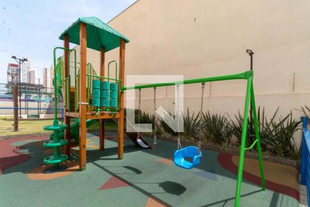 Apartamento à venda com 72m², 3 quartos e 2 vagas Apartamento à venda com 72m², 3 quartos e 2 vagasÁrea comum - Playground