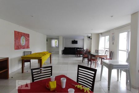 Apartamento à venda com 72m², 3 quartos e 2 vagas Apartamento à venda com 72m², 3 quartos e 2 vagasÁrea comum - Salão de festas