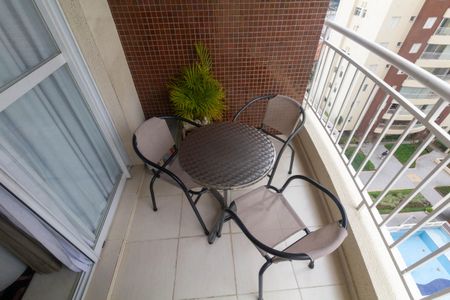 Apartamento à venda com 72m², 3 quartos e 2 vagas Apartamento à venda com 72m², 3 quartos e 2 vagasVaranda