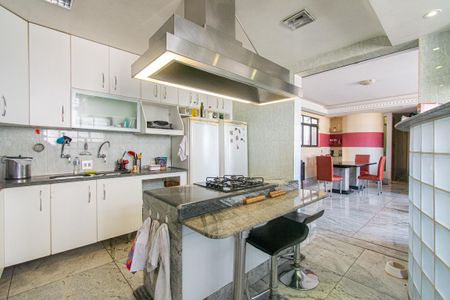 Apartamento para alugar com 176m², 3 quartos e 1 vagaCozinha