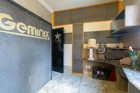 Apartamento para alugar com 176m², 3 quartos e 1 vagaQuarto 3