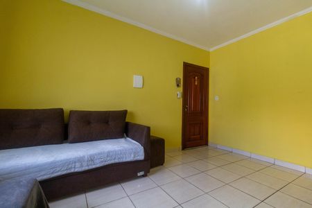 Casa à venda com 180m², 4 quartos e 2 vagas Casa à venda com 180m², 4 quartos e 2 vagasSala