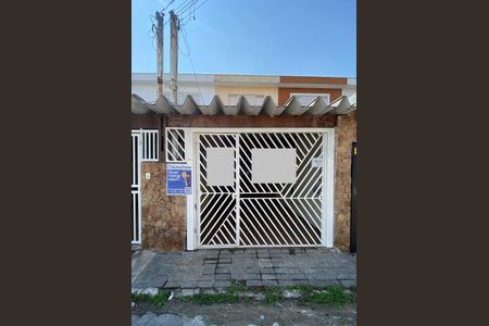 Casa à venda com 74m², 2 quartos e 1 vaga Casa à venda com 74m², 2 quartos e 1 vagaFachada + placa