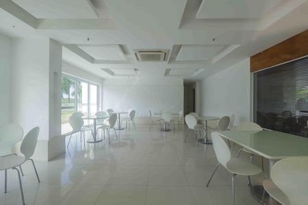 Apartamento à venda com 66m², 2 quartos e 1 vagaÁrea Comum Salão de Festas