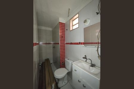 Casa à venda com 225m², 5 quartos e 2 vagas Casa à venda com 225m², 5 quartos e 2 vagasBanheiro 2