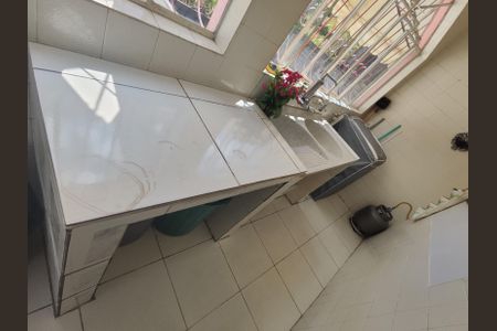 Casa à venda com 225m², 5 quartos e 2 vagas Casa à venda com 225m², 5 quartos e 2 vagasÁrea de Serviço 1