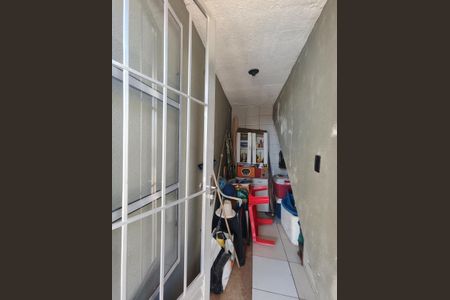 Casa à venda com 225m², 5 quartos e 2 vagas Casa à venda com 225m², 5 quartos e 2 vagasDespensa