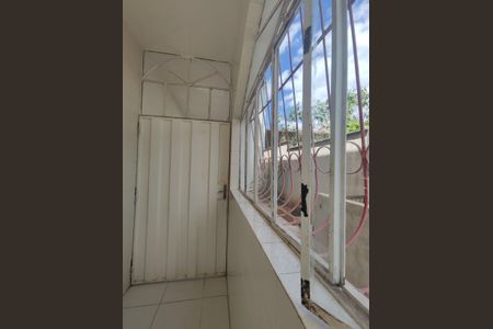 Casa à venda com 225m², 5 quartos e 2 vagas Casa à venda com 225m², 5 quartos e 2 vagasÁrea de Serviço 1