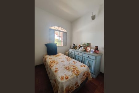 Casa à venda com 225m², 5 quartos e 2 vagas Casa à venda com 225m², 5 quartos e 2 vagasQuarto 3