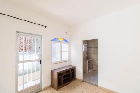 Sala de casa para alugar com 1 quarto, 55m² em Campo Grande, Rio de Janeiro
