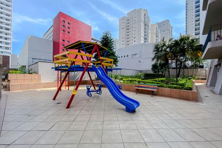 Apartamento à venda com 80m², 2 quartos e 1 vagaÁrea comum - Playground