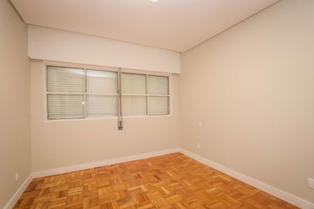 Apartamento para alugar com 198m², 3 quartos e 2 vagas Apartamento para alugar com 198m², 3 quartos e 2 vagasQuarto 3
