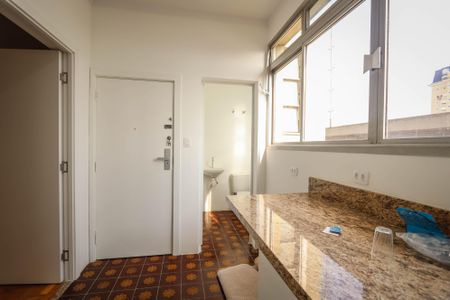 Apartamento para alugar com 198m², 3 quartos e 2 vagas Apartamento para alugar com 198m², 3 quartos e 2 vagasLavanderia